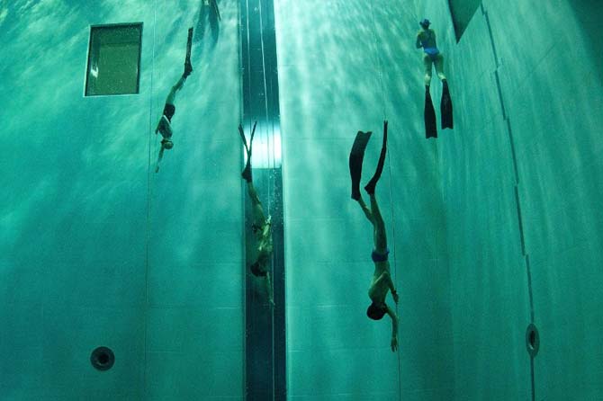 worlds-deepest-pool-2