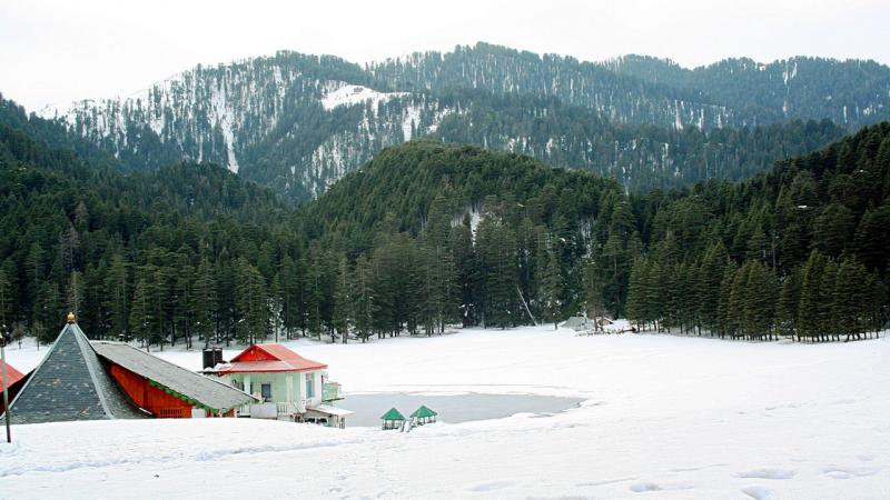 Khajjiar-with-snow