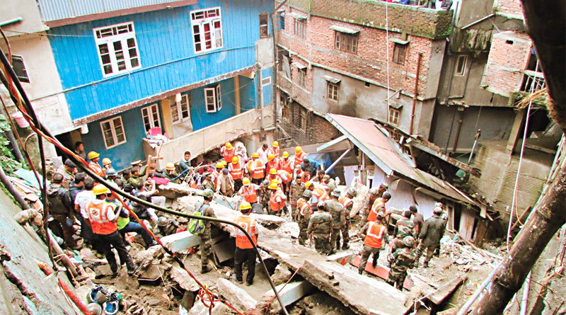 building collapsed in Darjeeling, 4 died