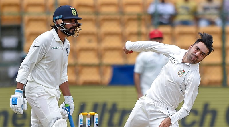 One off test, India at 347 for 6 on stamps of day one