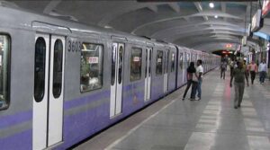 Kolkata Metro service disrupted