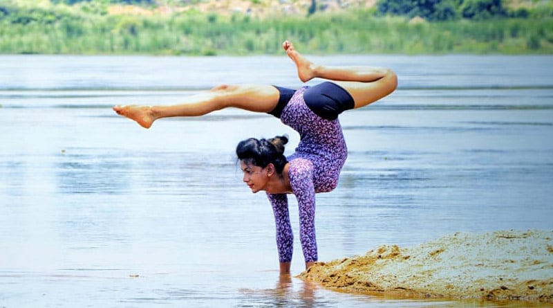 Raniganj student creates record in Yoga, named in India book of records 