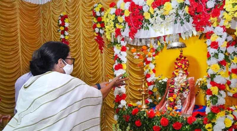 Watch Ganesh Chaturthi 2021 Celebration In Bengal Sangbad Pratidin 2288