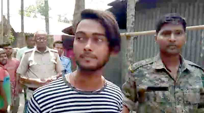 Gay lover sat on dharna to marry partner in Jalpaiguri | Sangbad Pratidin