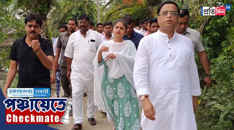 Panchayat Election 2023: TMC delegation visit Raju Naskar's house । Sangbad Pratidin