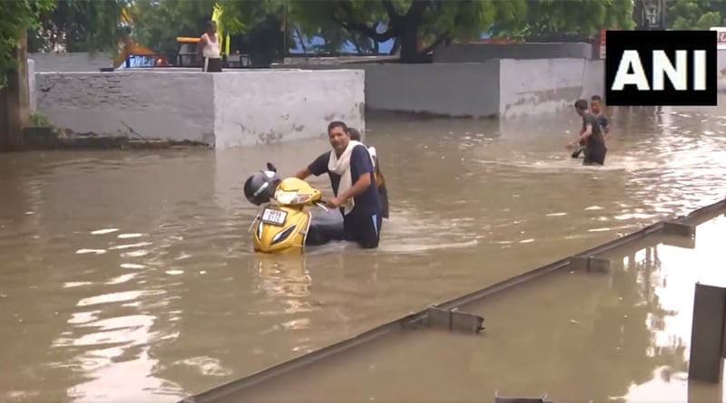 Rain batters North India and 5 dead in Himachal, Delhi breaks a 41-year old record | Sangbad Pratidin