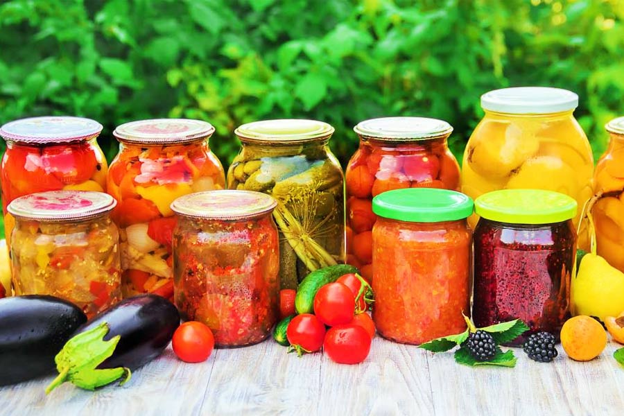Monsoon Pickle Storage: 5 Easy Tips To Follow