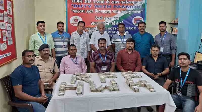 Approximate 32 Lac seized from Howrah 8 no. Platform | Sangbad Pratidin