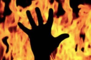 7 members of Mumbai family die after short circuit causes massive fire