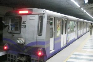 Due to a suicide attempt Kolkata metro service disrupted