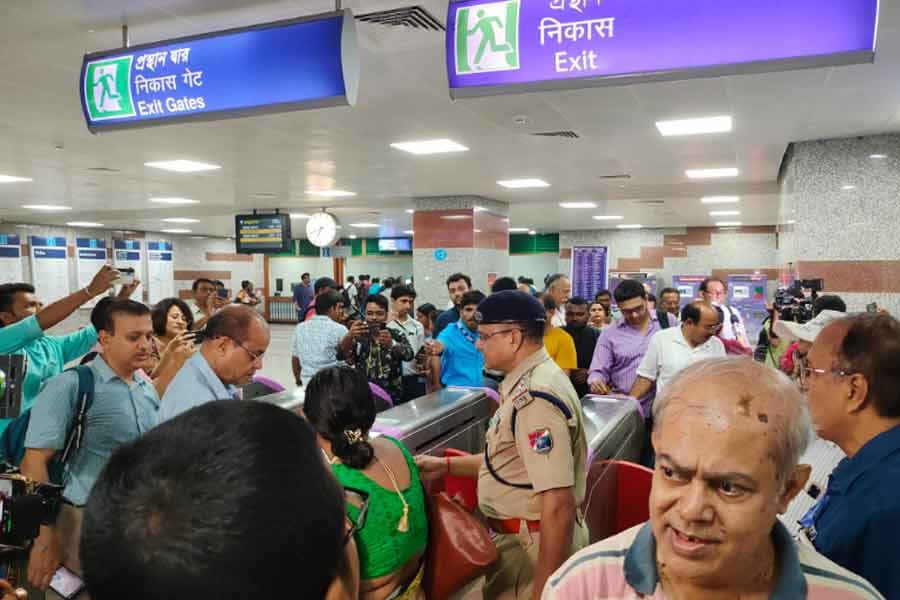 Time Table changed in Howrah-Esplanade Metro Service