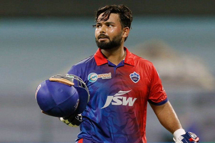 Rishabh Pant replies after fan trolls Delhi Capitals