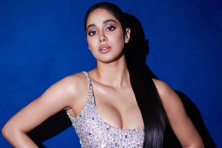 Janhvi Kapoor Opens Up On Intimacy After A Date, Video Goes Viral