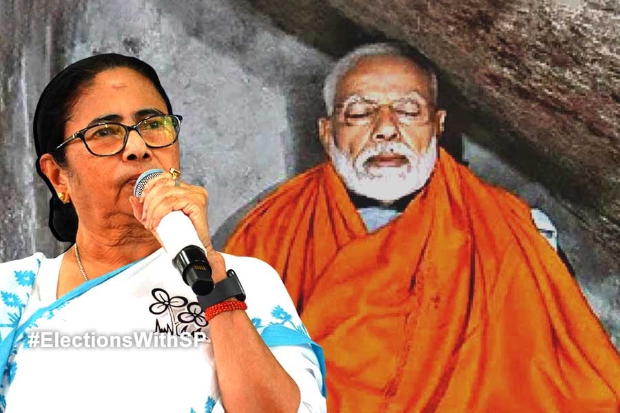 Lok Sabha 2024: Mamata Banerjee attacks PM Modi over dhyan