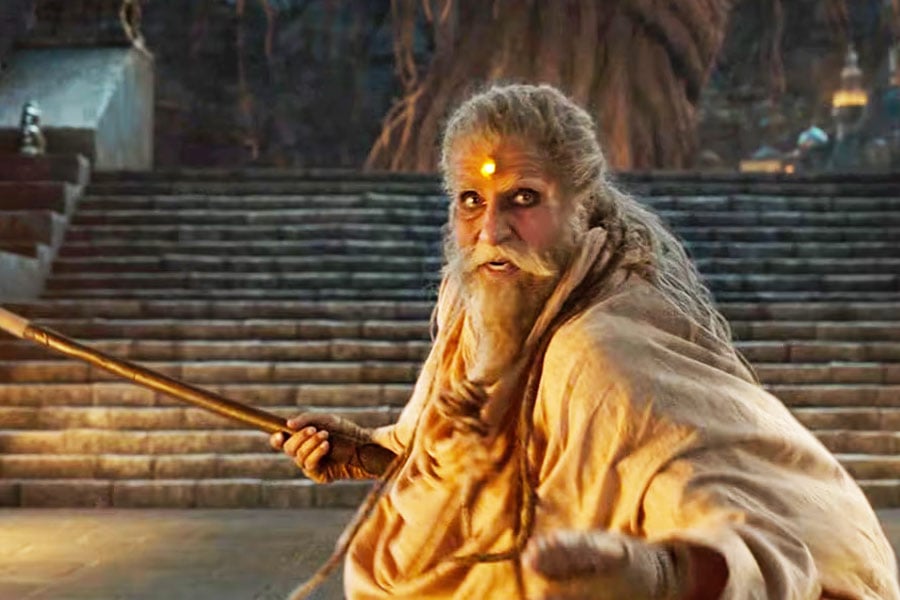Kalki 2898 AD: Amitabh Bachchan's god-level screen presence' as Ashwatthama