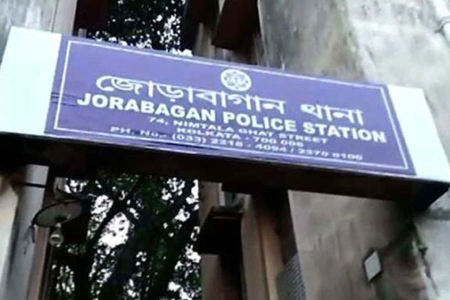 Jorabagan PS arrested employee allegedly fleed away with huge money given to deposit in bank