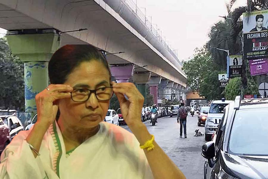 Mamata Banerjee issues stern warning against illegal parking