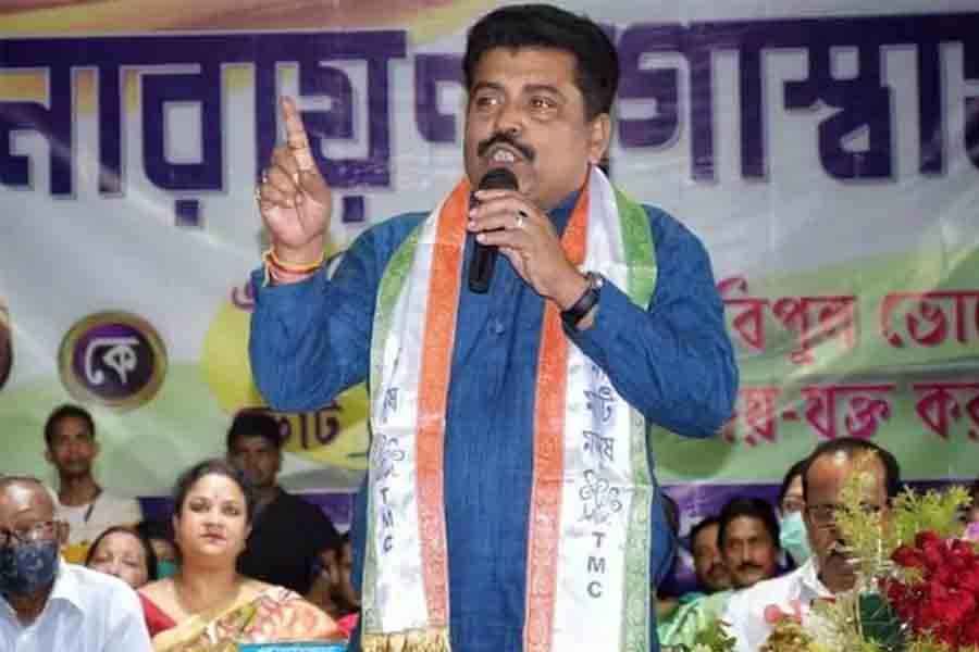 Narayan Goswami threatens to stop development in booths if TMC lost