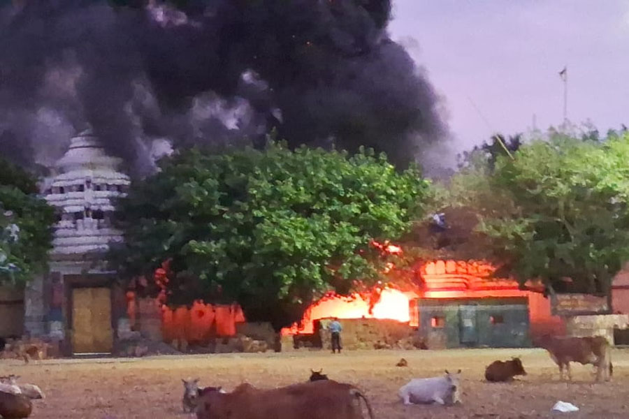 Puri Gundicha Temple Fire: Fire breaks out near Sri Gundicha temple in Puri