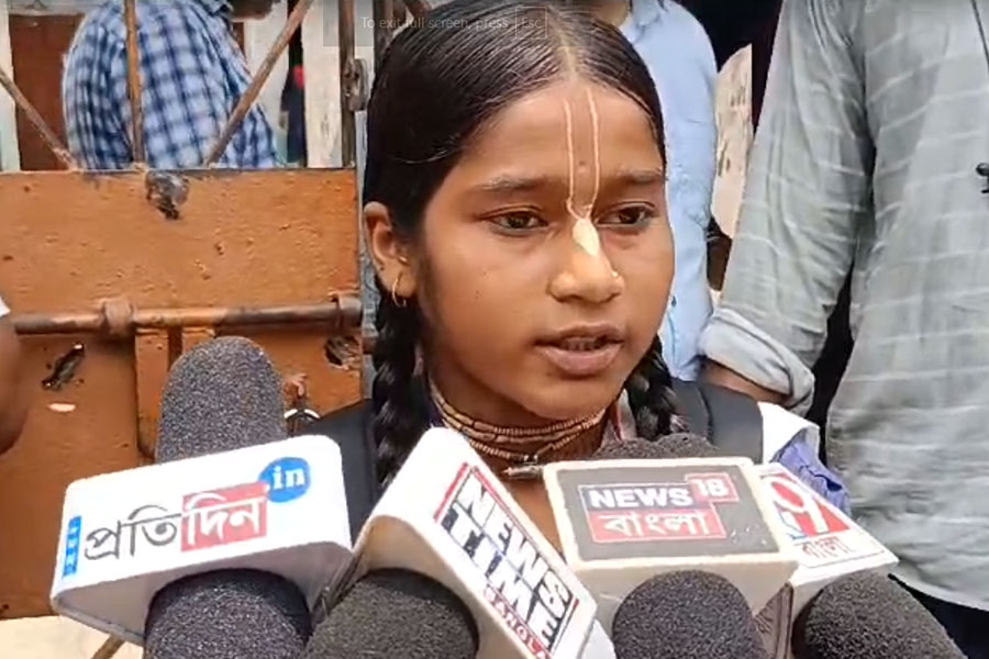 Tilak row in West Bengal school, Sanatanis stage protest
