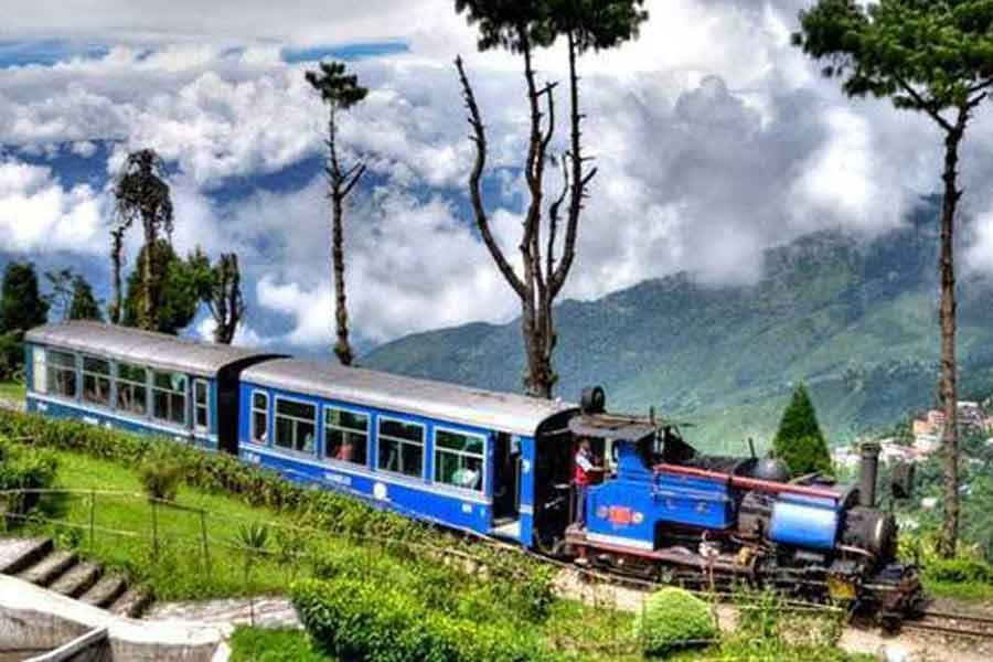 Darjeeling Toy train increased in number in this festive season