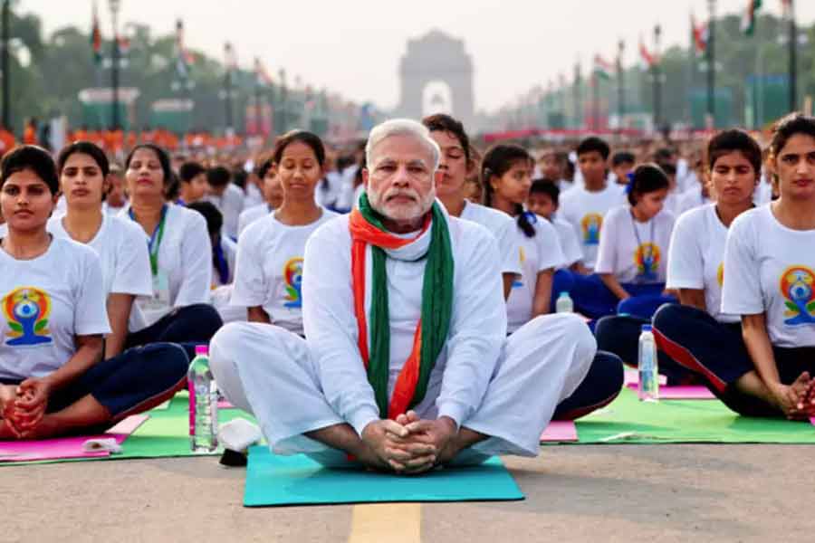 PM Modi gives massage for International Yoga Day