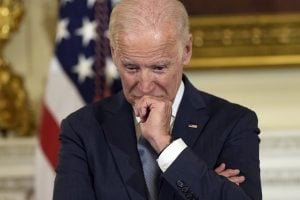 Biden announces 'good news' in middle of California wildfire