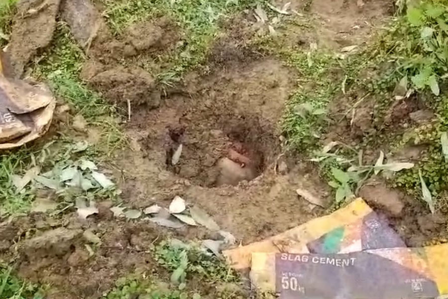 Bombs recovered from Bagtui village, Birbhum just ahead of the hearing of Bagtui incident in Rampurhat court