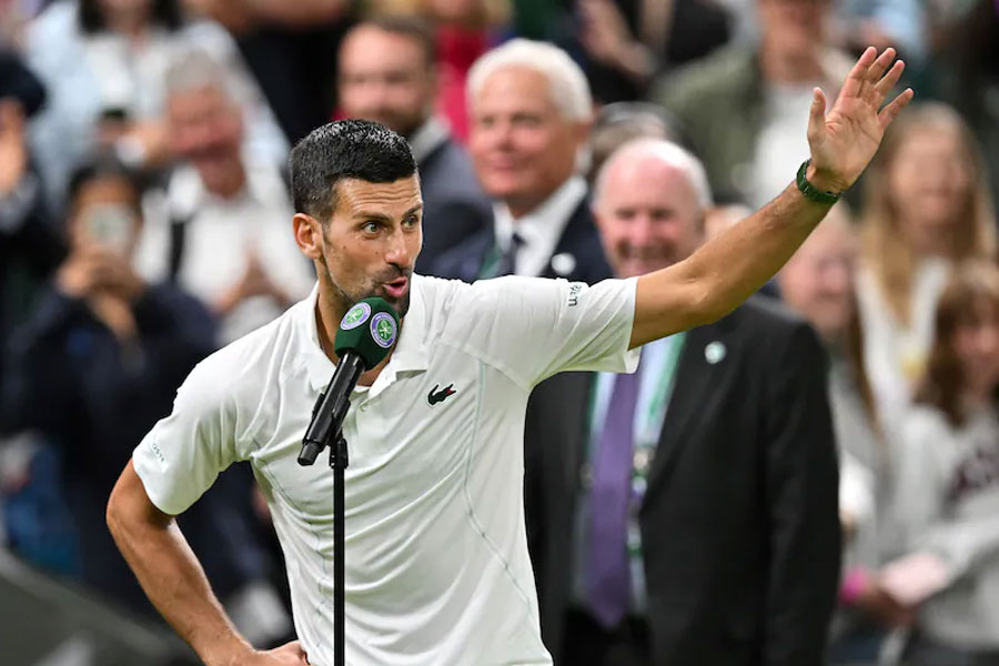 Novak Djokovic Slams fans for angry rant in Wimbledon match