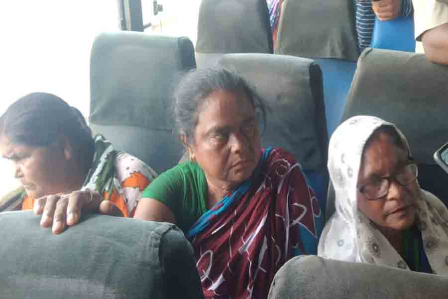 3 booked while trying to smuggle drugs in govt bus in Birbhum