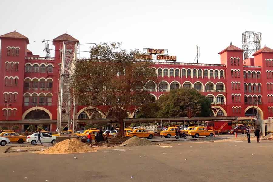 Here is the unknown facts of Howrah station
