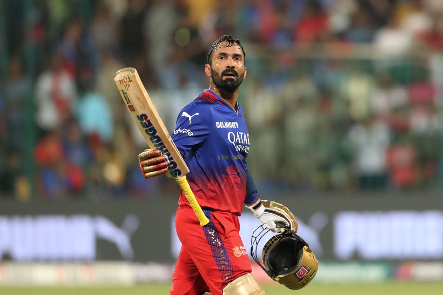 Dinesh Karthik will join RCB as batting coach and mentor