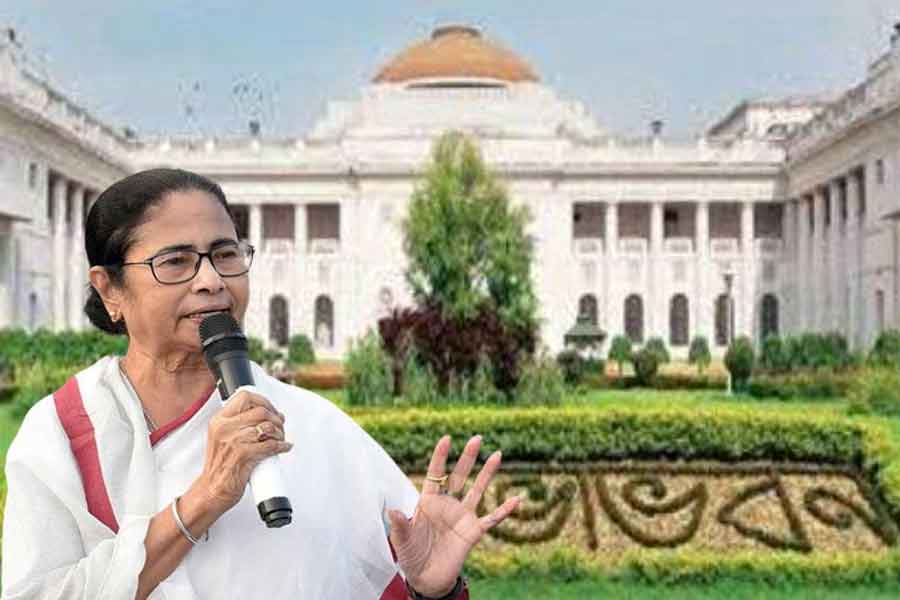 Discussion on Mamata Banerjee's Niti Ayog experience in WB Assembly