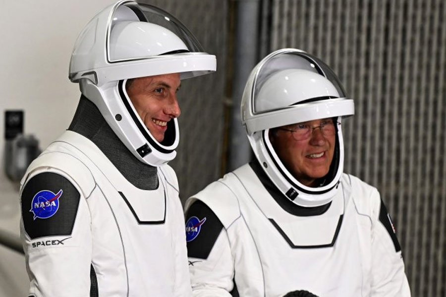New space suit to help astronauts recycle urine into water