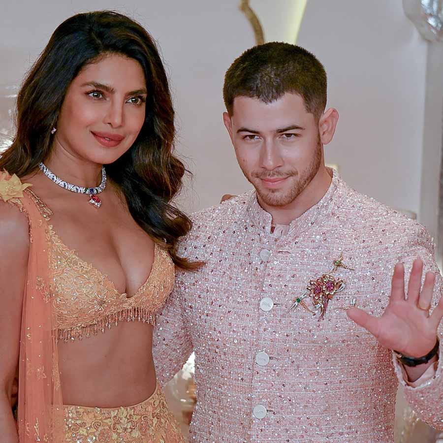 NIck-Priyanka