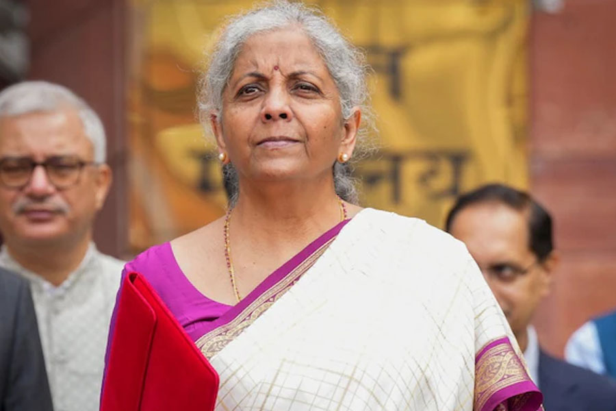 Nirmala Sitharaman announes no company will be forced to recruit interns