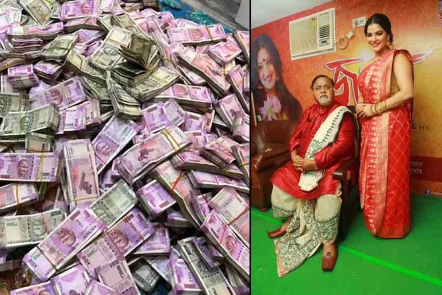 Income tax officials wants to interrogates Arpita Mukherjee