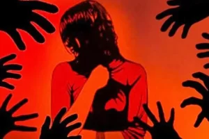 Woman allegedly harassed by group of men in Kalyani