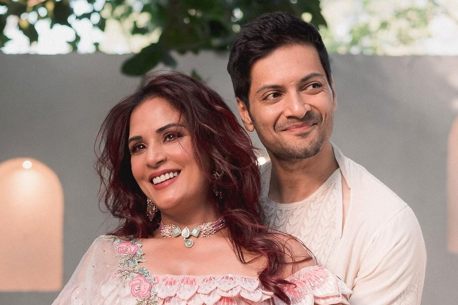 Richa Chadha and Ali Fazal shared first picture of daughter