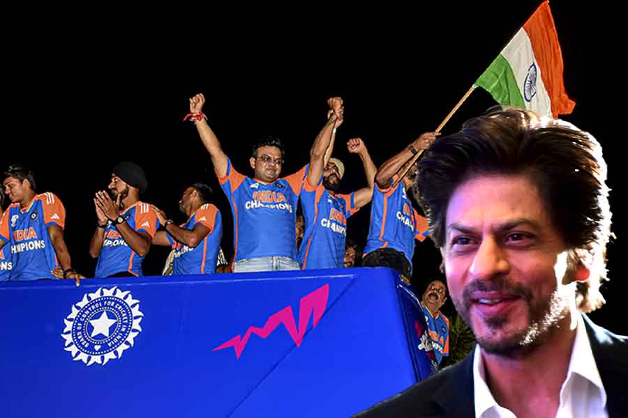 Shah Rukh Khan shares emotional note for Team India, Congratulate BCCI, Jay Shah