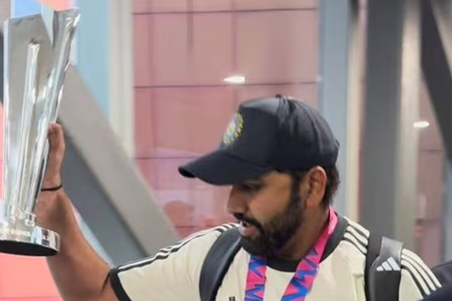 ICC T20 World Cup: World Champions return home