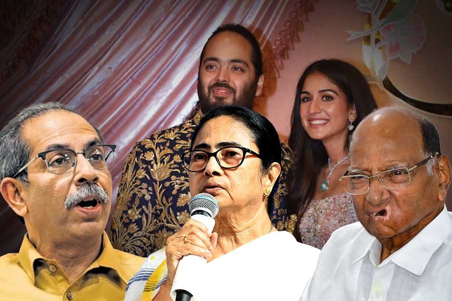 CM Mamata Banerjee will attend political meeting with Uddhav Thackeray and Sharad Pawar