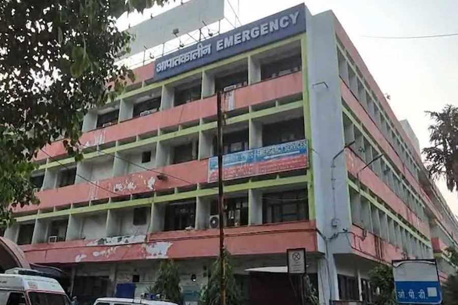 Shooting at Delhi hospital, one patient killed