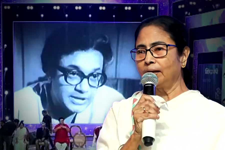 CM mamata banerjee Annouce Mahanayak Samman