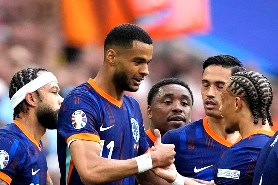 Netherlands through to the Euro Cup Quarter Final