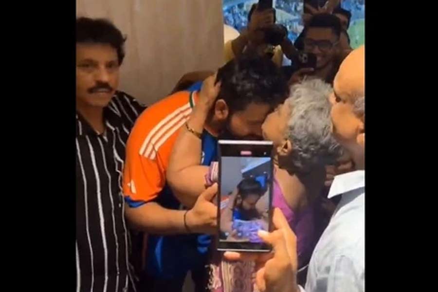 T20 World Cup Celebration: Rohit Sharma's mother attended celebration, cancelled doctor appointment