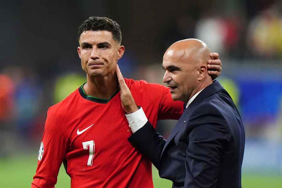 Cristiano Ronaldo is yet to decide Portugal future, says coach Roberto Martinez