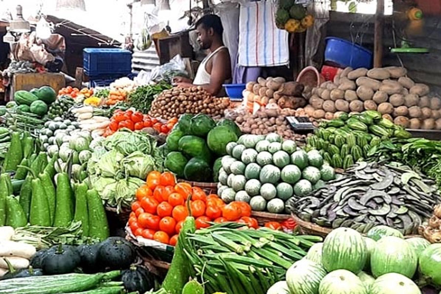 Chief secretary held a meeting in Nabanna to control the price of vegetables