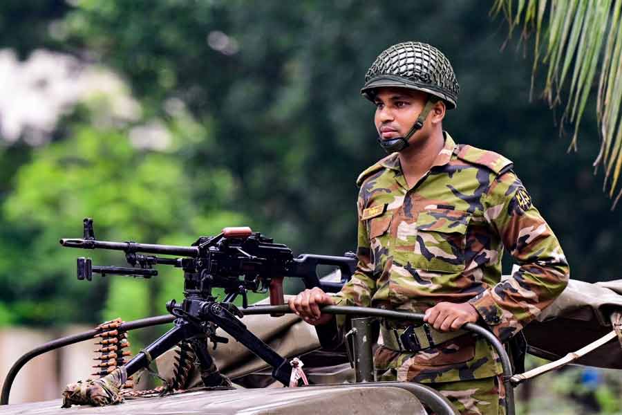 Will form Interim Govt, Says Bangladesh Army Chief