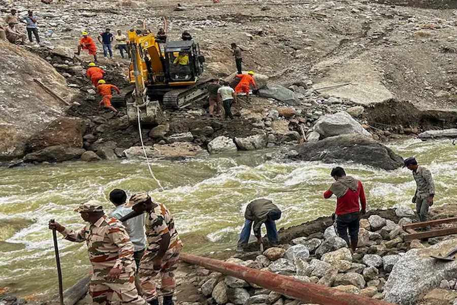 13 Died after Cloudburst in Himachal